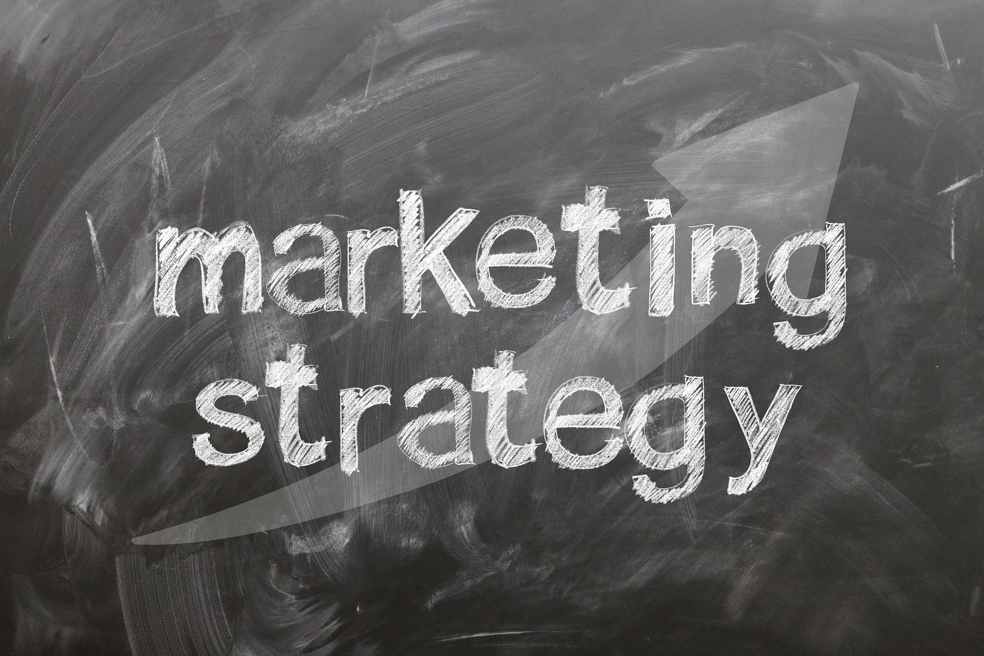 desarrolla una estrategia de marketing